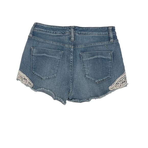Mossimo Denim High Rise Lace Cut Off Jean Shorts Size 6 (28) Women’s - Picture 3 of 4